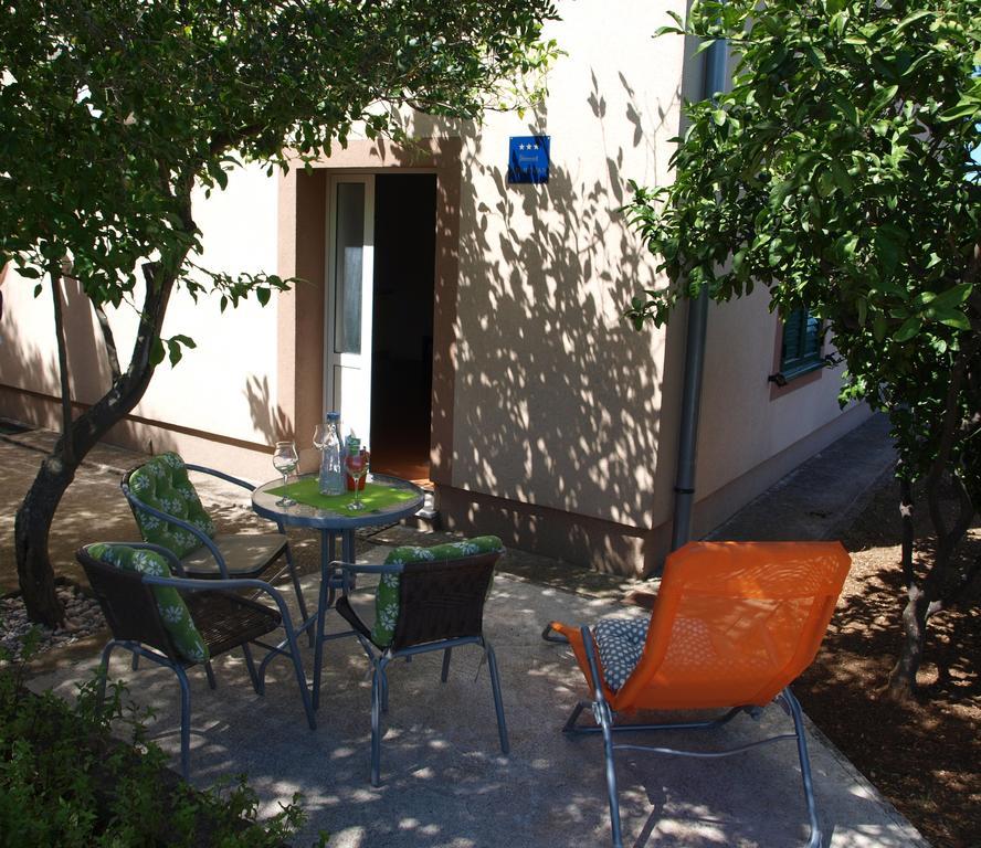 Apartment Luna Ploce  Buitenkant foto